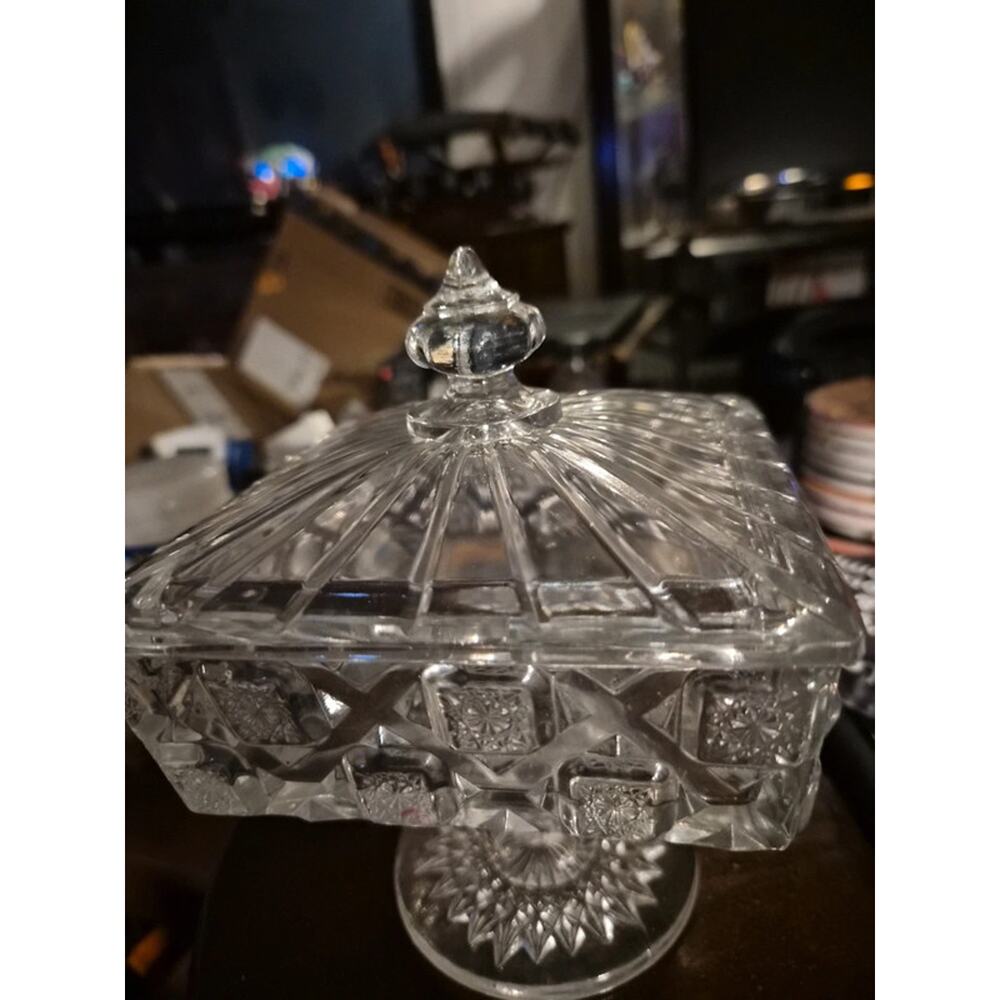 Eapg covered candy dish compote in bridle rosette pattern